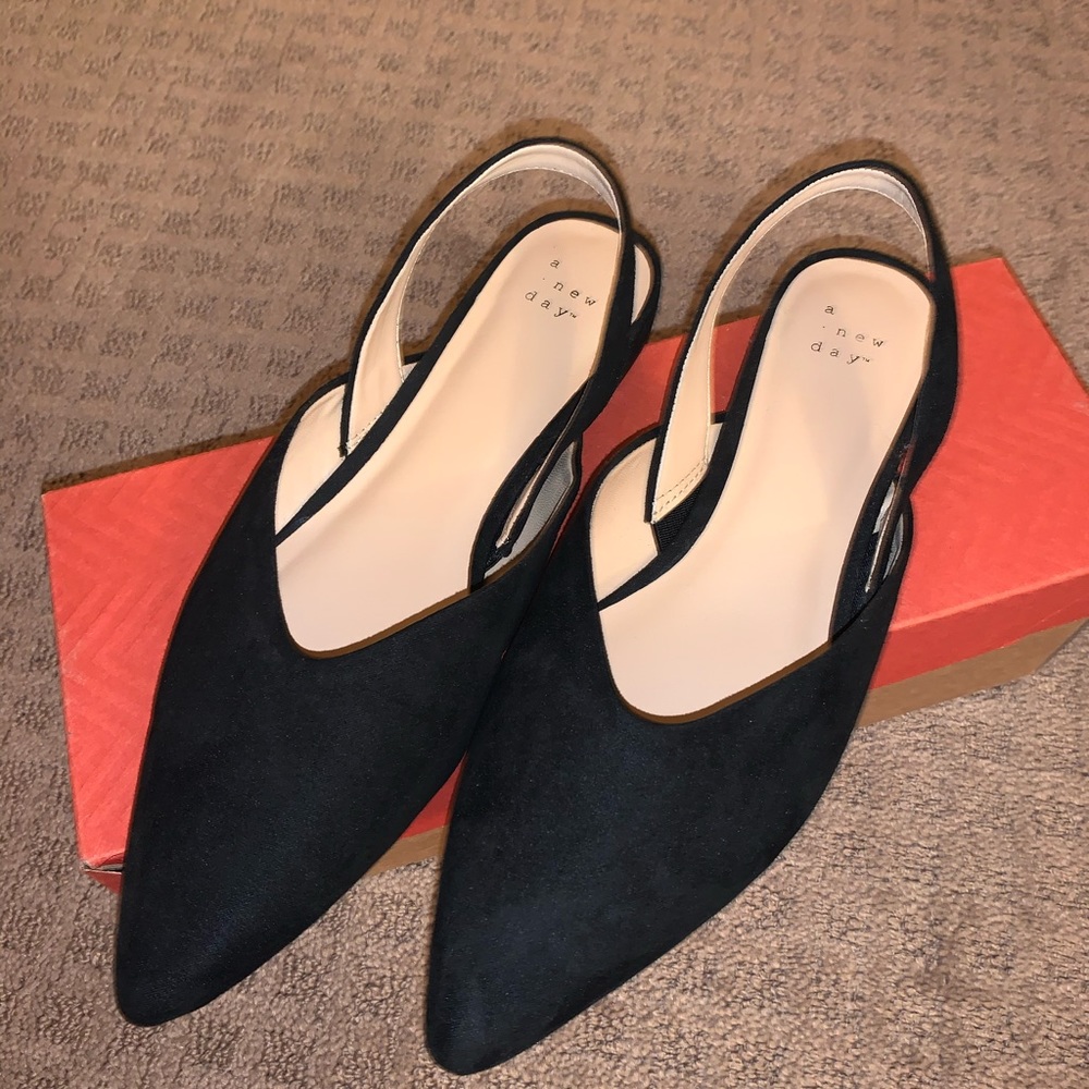 Super cute black dress shoes! size 8